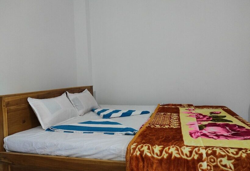 ホテル Homecation Manas River Rock Lodge