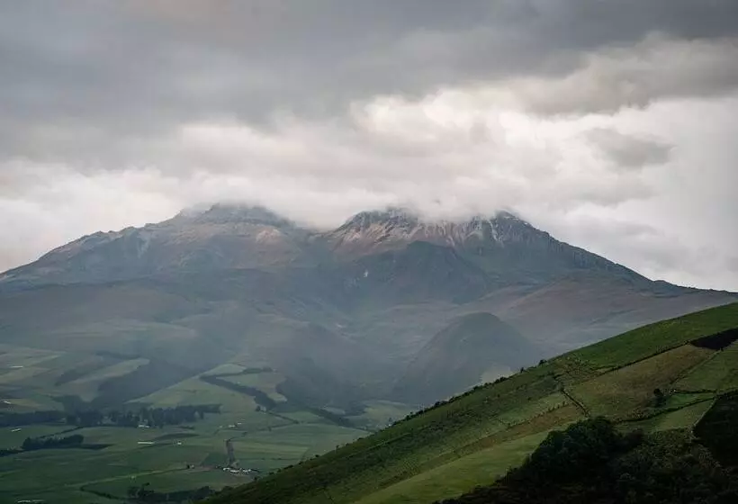 ホテル Ilinizas Mountain Lodge