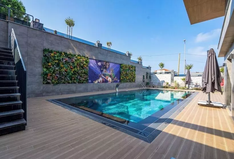 Hotelli La Miel Suites Sile