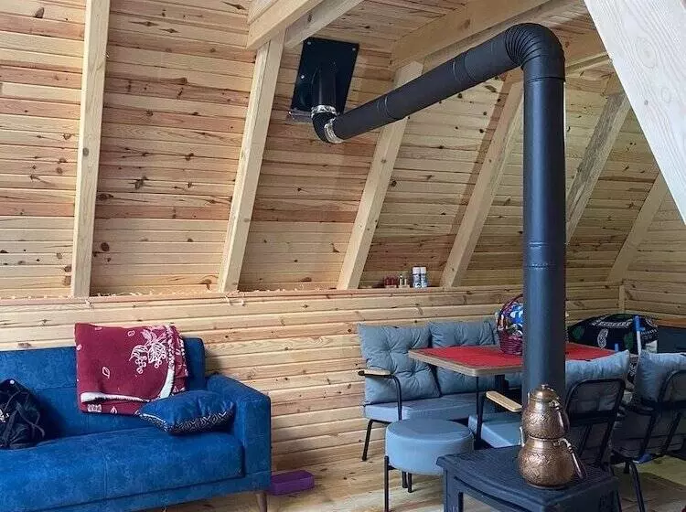 Hotelli Lelvani