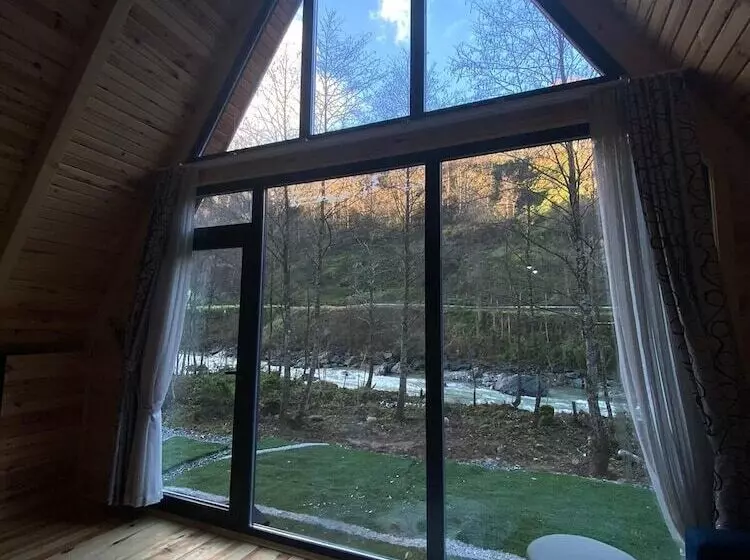 Hotelli Lelvani