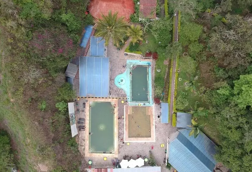 ホテル Paraiso Termal