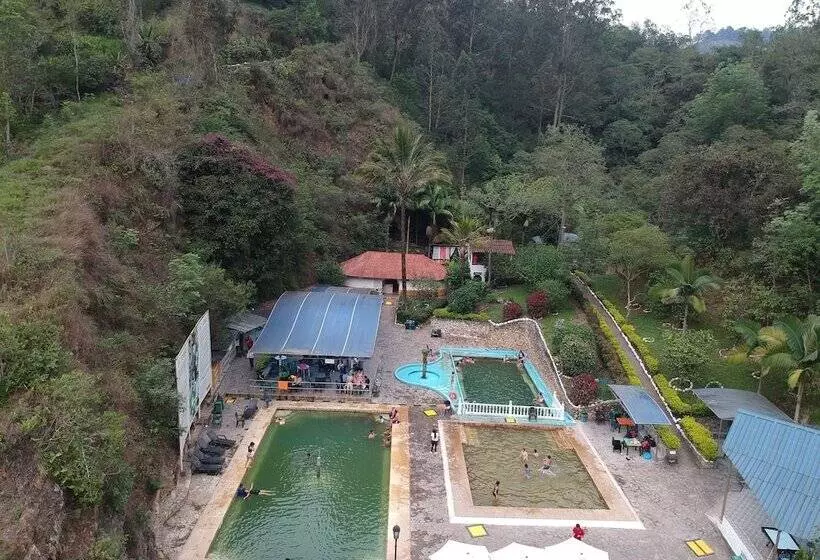 ホテル Paraiso Termal