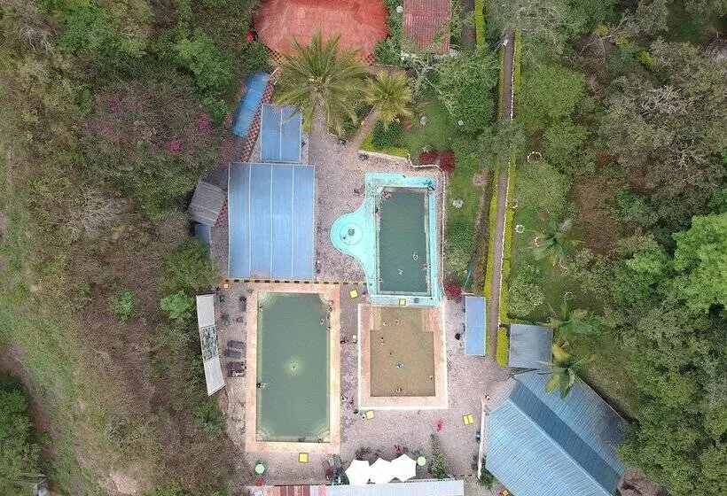 ホテル Paraiso Termal