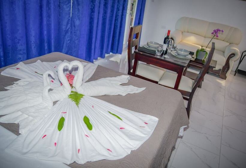 هتل Serendipity Tortuguero