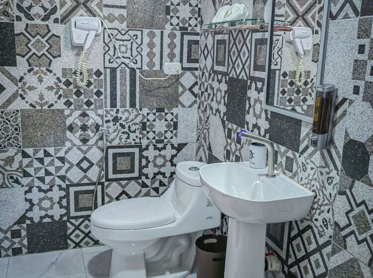 هتل Serendipity Tortuguero