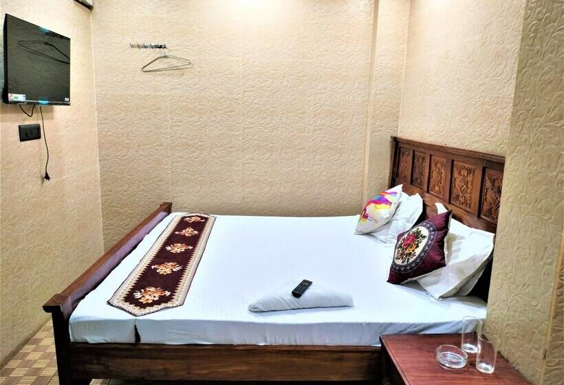 Hotel Shamim Residency Near Nizamuddin Dargah