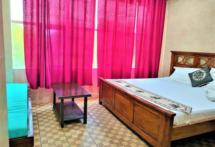 Hotel Shamim Residency Near Nizamuddin Dargah