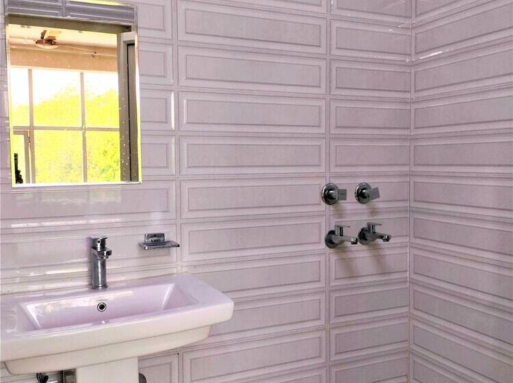 Hotel Shamim Residency Near Nizamuddin Dargah