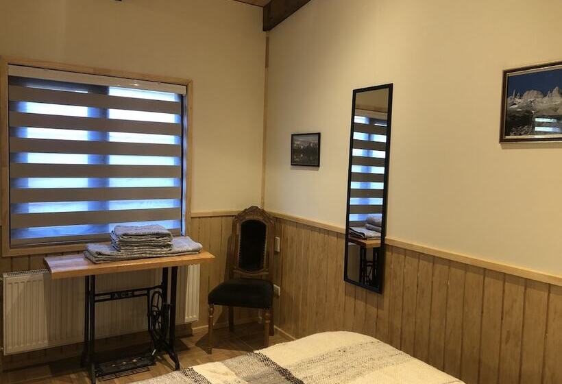 Magellanicus Rustic Suites