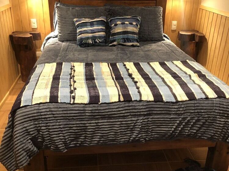 Magellanicus Rustic Suites