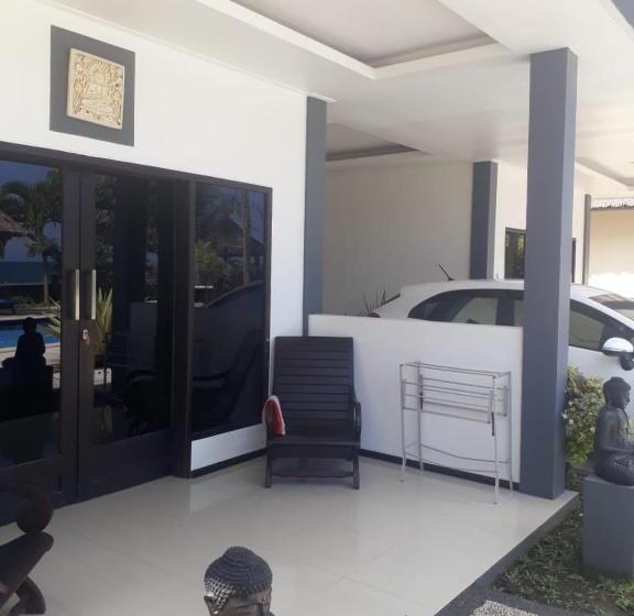 Melaya Beach Resort Twin Room