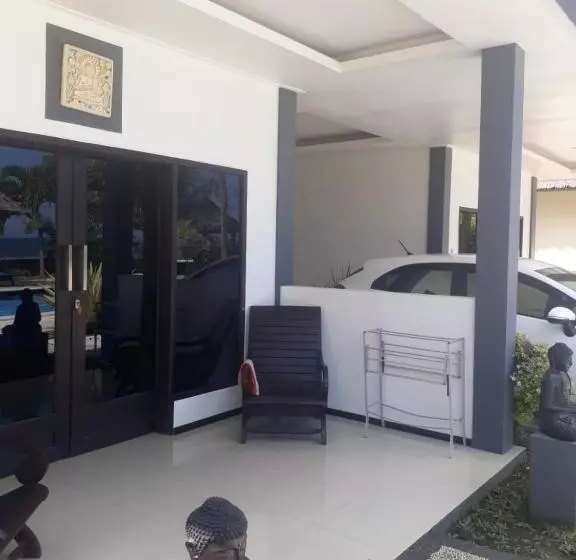 Melaya Beach Resort Twin Room