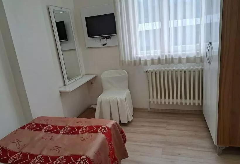 Otel Eratay