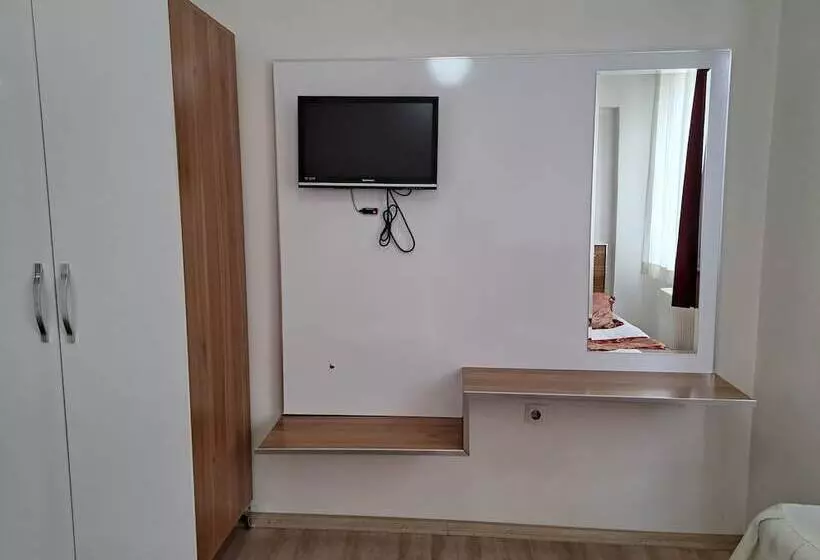 Otel Eratay
