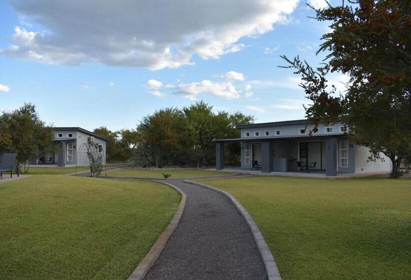 پانسیون Symponia Guest House