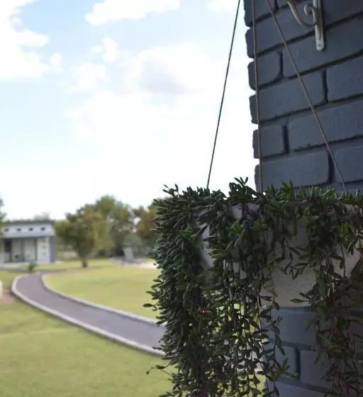 پانسیون Symponia Guest House