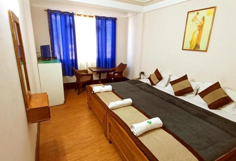 Retreat Hotel Samden, Darjeeling