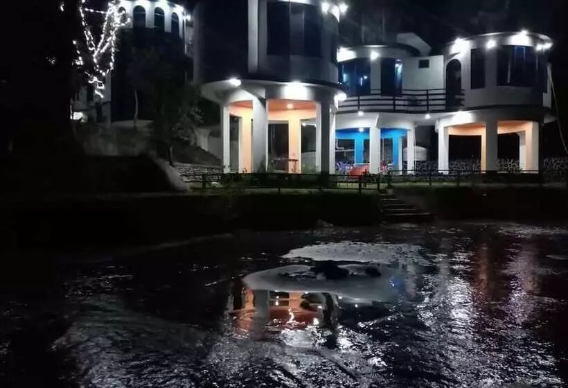 Al Maidah Hotel And Restaurant