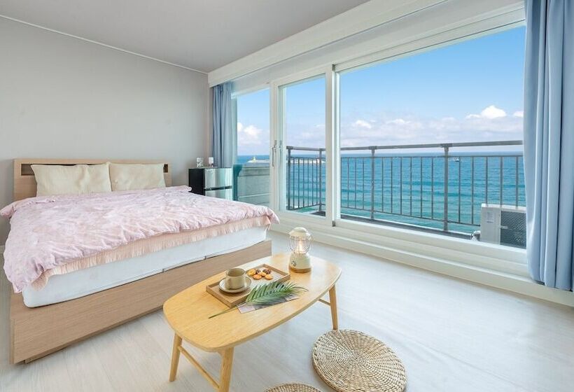 Gangneung Haerang Pension