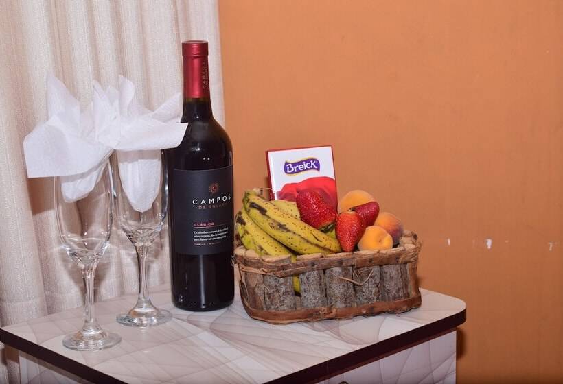 مسافرخانه Skylake