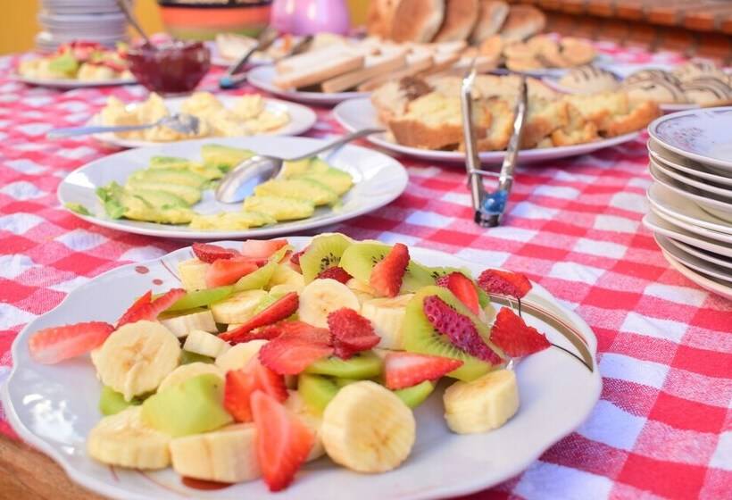 مسافرخانه Skylake