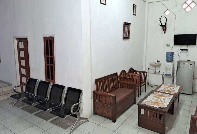 ホテル Al-razzaq Guest House By Oyo