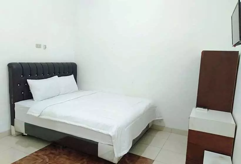 Hotelli Al-razzaq Guest House By Oyo