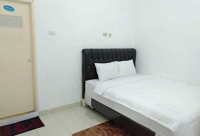 ホテル Al-razzaq Guest House By Oyo