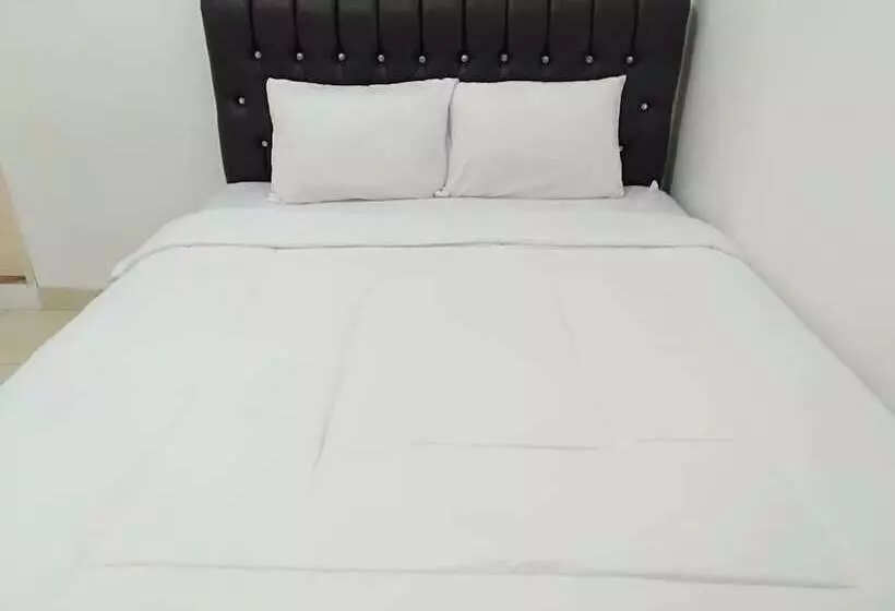 Hotelli Al-razzaq Guest House By Oyo