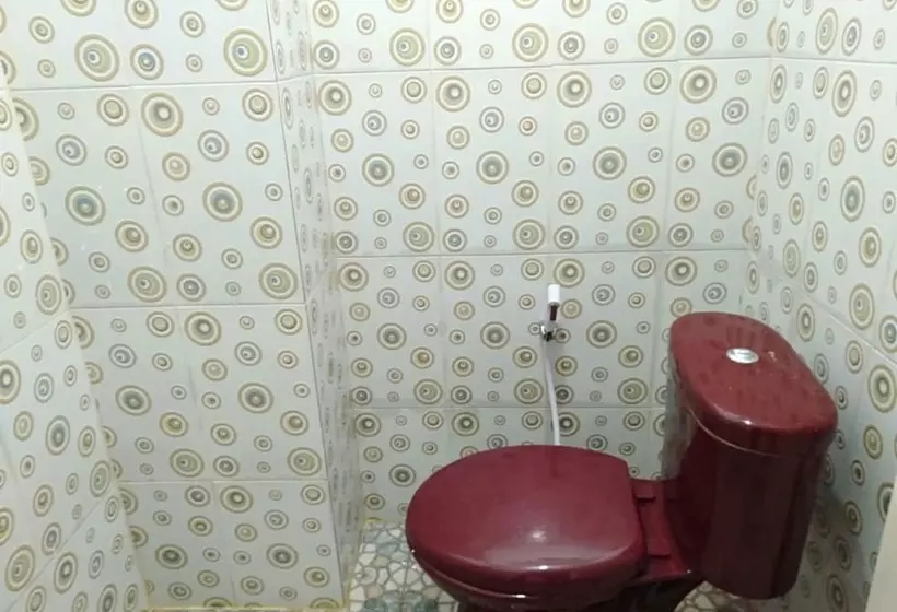 Hotelli Al-razzaq Guest House By Oyo