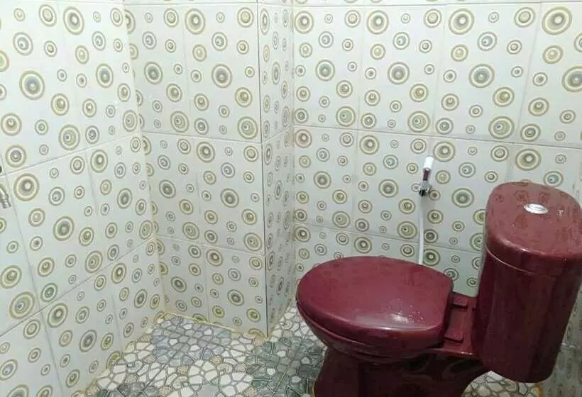 Hotelli Al-razzaq Guest House By Oyo