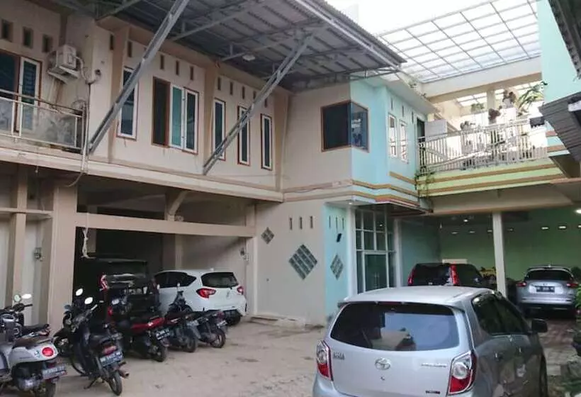 Hotelli Al-razzaq Guest House By Oyo