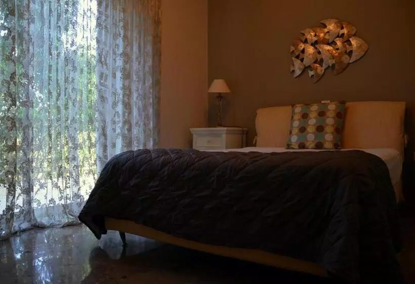 ホテル Ammos Luxury Suites