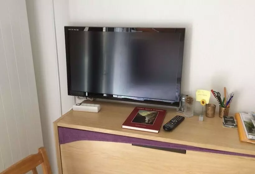 ホテル Apartment Alina