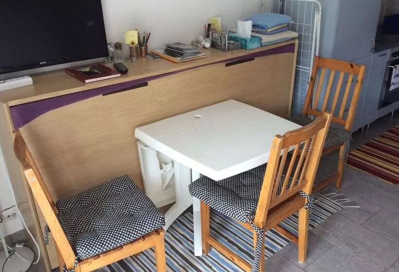 ホテル Apartment Alina