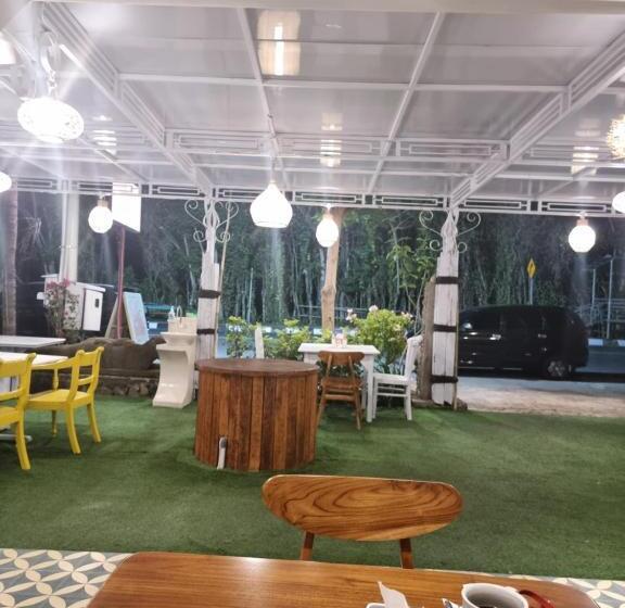 Hotel Attara Inn Senggigi