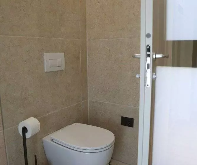 Hotelli B&b Champagne Vlore Bay