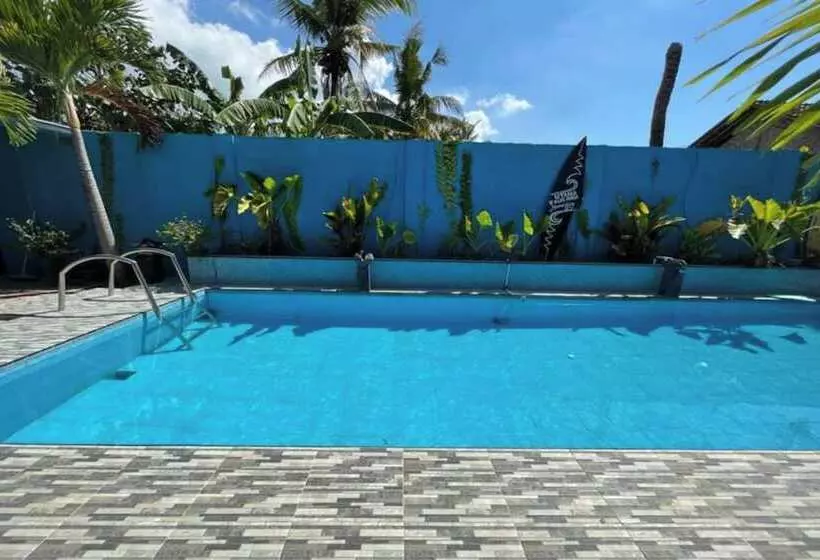 هتل Capital O 92615 Villa Utama D Alas Purwo
