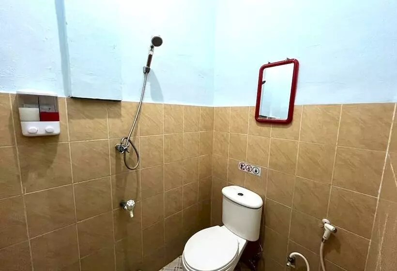 هتل Capital O 92615 Villa Utama D Alas Purwo