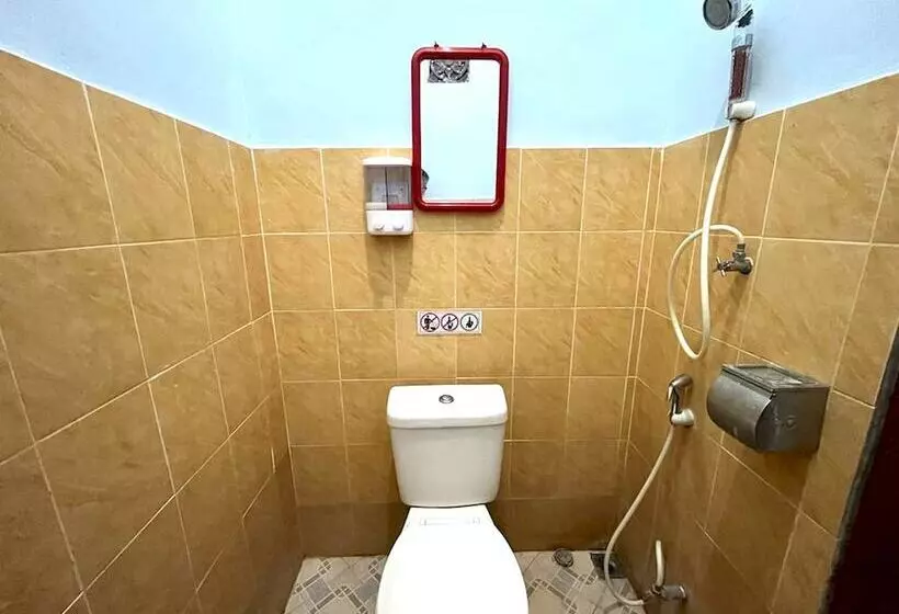 هتل Capital O 92615 Villa Utama D Alas Purwo