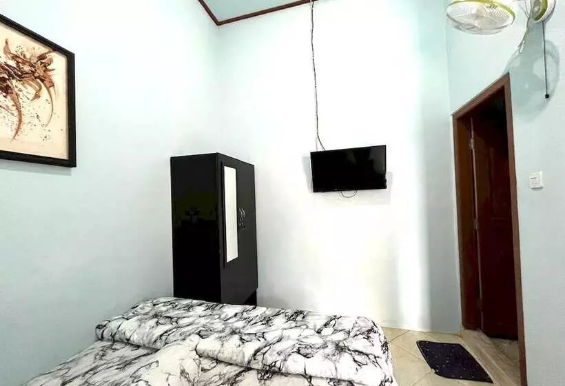 هتل Capital O 92615 Villa Utama D Alas Purwo