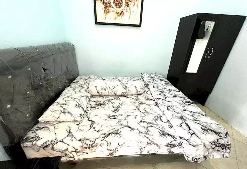 هتل Capital O 92615 Villa Utama D Alas Purwo