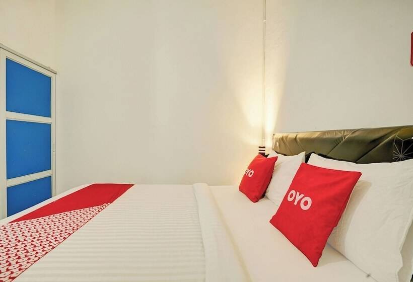 בית מלון כפרי Dngalau Residence Syariah By Oyo