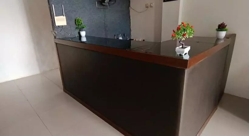 Hotelli Fanilly Guest House Marabahan By Oyo