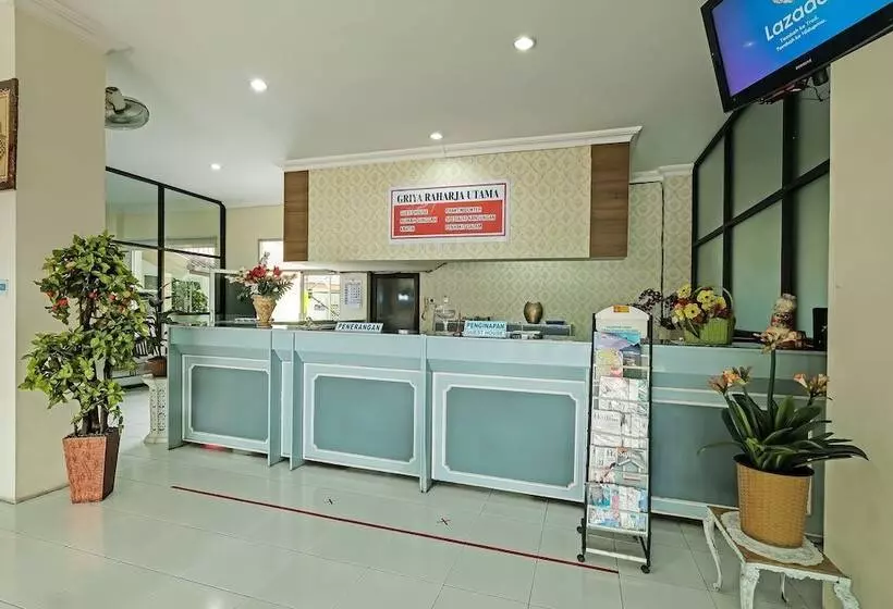 Hotelli Griya Raharja Guest House Syariah By Oyo