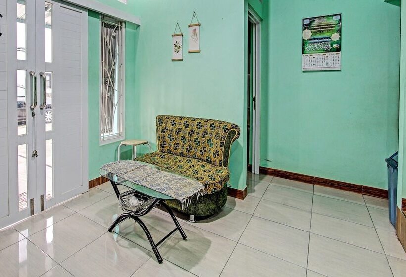 酒店 Guest House Inayah Syariah By Oyo