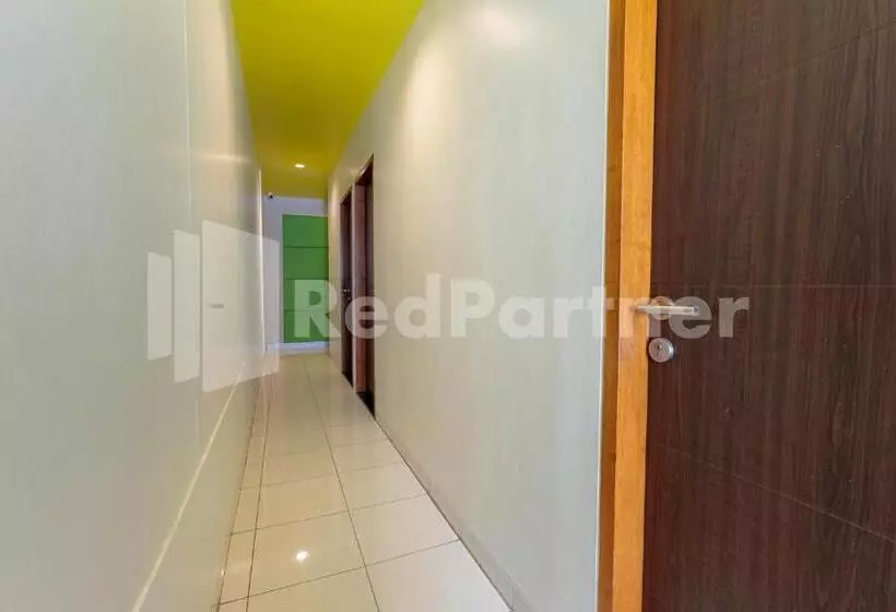 ホテル Ichiza Room Redpartner