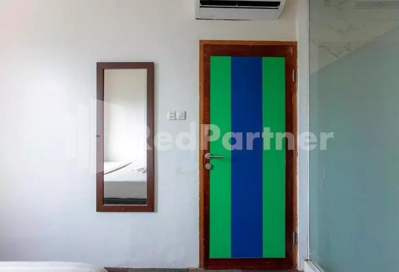 ホテル Ichiza Room Redpartner