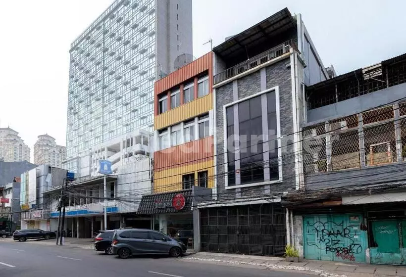 ホテル Ichiza Room Redpartner